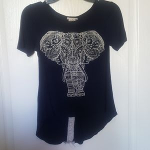 ⚘3 for $12⚘Cute blue elephant top